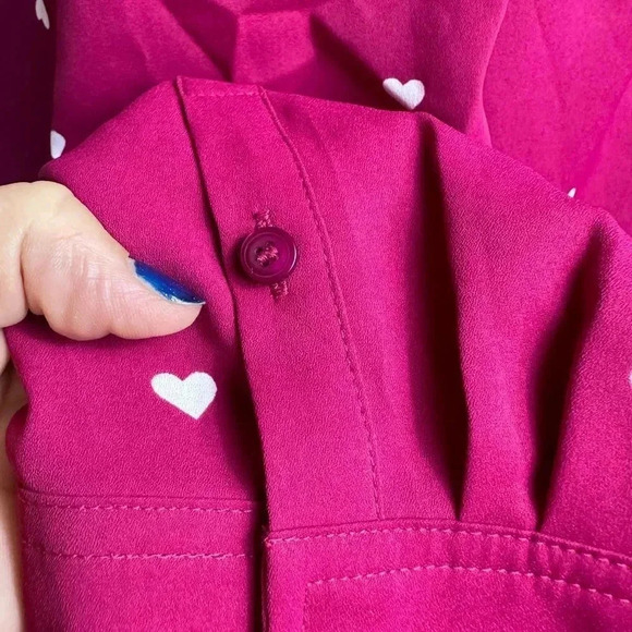 Talbots Women's Pink Heart Chiffon Long Sleeve Collared Button Down Blouse NWT - Picture 9 of 12